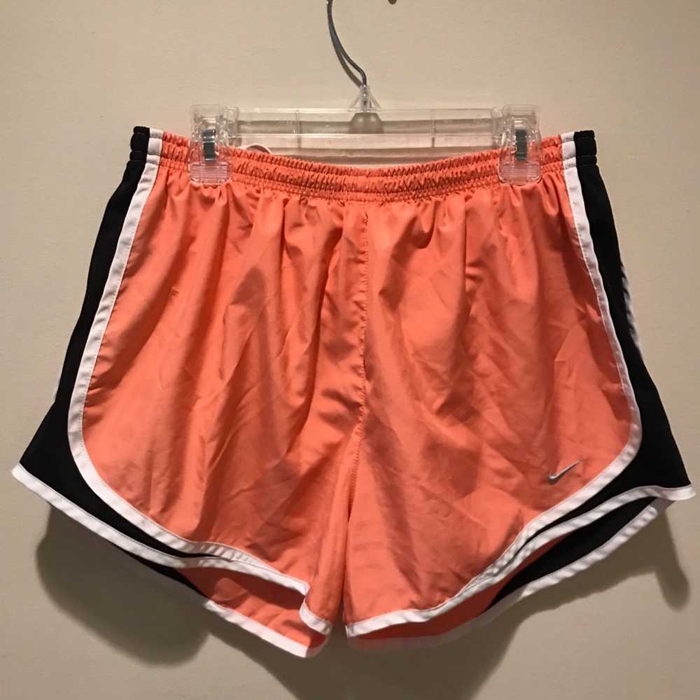 NIKE Dri-Fit 3.5” Tempo Shorts
